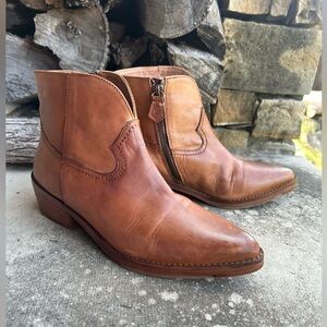 Vintage Foundry Co. Arielle Brown Leather Ankle Boots Sz-6.5. G